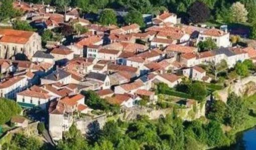 井研回乡建别墅为什么一定要选专业乡墅公司